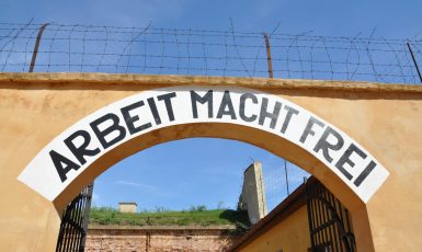 Většina spolupracovníků výsadku Anthropoid prošla vězněním v Malé pevnosti Terezín. Odsud byli odvezeni do koncentračního tábora v Mauthausenu. (Pavel Šmejkal / se souhlasem)
