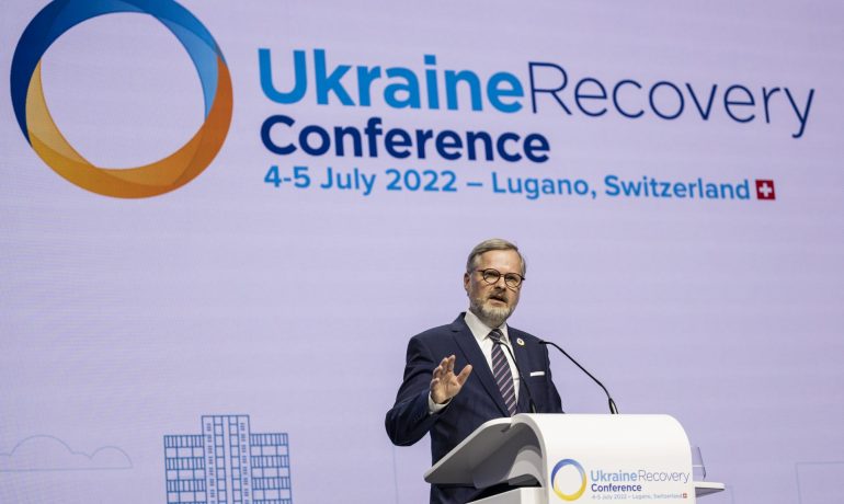 Premiér Petr Fiala (ODS) na konferenci k poválečné obnově Ukrajiny ve městě Lugano (FDFA Federal Dep. of Foreign Affairs /se souhlasem)