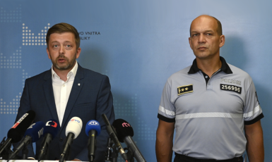Ministr vnitra Vít Rakušan (STAN) a policejní prezident Martin Vondrášek  (ČTK)