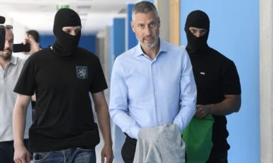 Michal Redl u soudu, který rozhodoval o vazbě pro obviněné v kauze korupce v pražském dopravním podniku (ČTK/Říhová Michaela)