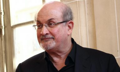 Salman Rushdie (ActuaLitté / Wikimedia Commons / CC BY-SA 2.0)