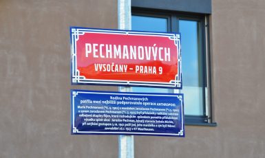 Nová ulice, nově instalované cedule  (Pavel Šmejkal, FORUM 24)