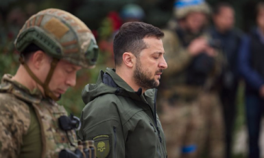 Volodymyr Zelenskyj při návštěvě osvobozeného Izjumu (Kancelář prezidenta Ukrajiny / se souhlasem)