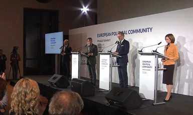 Tisková konference po jednání summitu EU (Úřad vlády ČR)