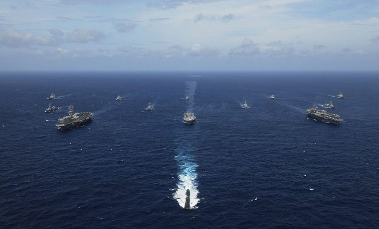 Společné námořní vojenské cvičení USA, Austrálie, Indie, Japonska a Singapuru v Bengálském zálivu (2007) (WikiCommons (volné dílo))