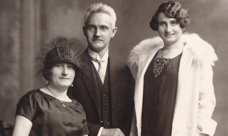 Manžele Marie a Jan Sonnevendovi s dcerou Ludmilou (Profimedia)