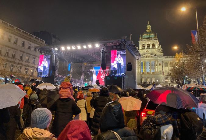 Koncert pro budoucnost na Václavském náměstí v Praze. (Pavel Hofman, se svolením)