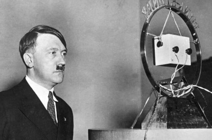 Adolf Hitler (Bundesarchiv / Wikimedia Commons / CC BY 3.0)