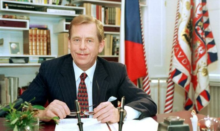 Prezident Václav Havel krátce po inauguraci prezidentem České republiky v roce 1993 (Velvyslanectví České Republiky v Bruselu / se souhlasem)