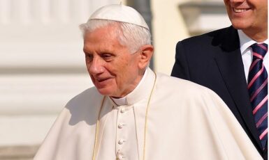 Papež Benedikt XVI. (commons.wikimedia.org/CC BY 3.0/WDKrause)