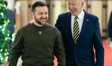 Ukrajinský prezident Volodymyr Zelenskyj s prezidentem USA Joem Bidenem. (White House / se souhlasem)