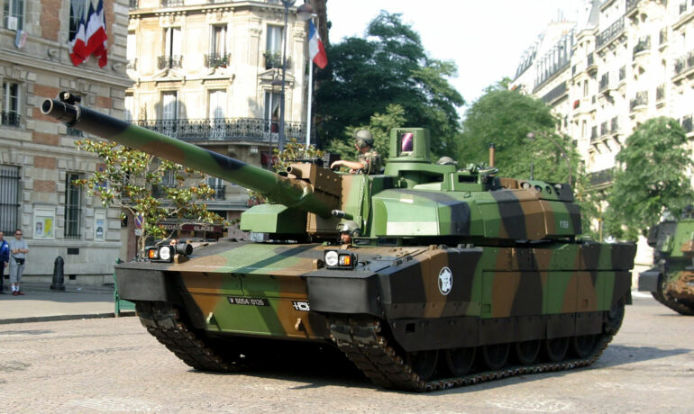 Francouzský tank Leclerc (Rama, wikimedia,CC BY-SA 2.0)