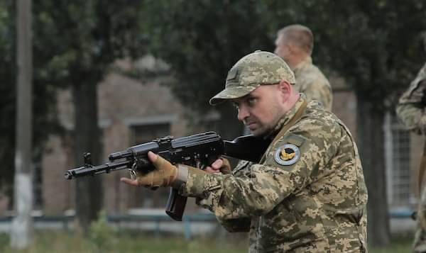 Ukrajinský intelektuál Radomyr Mokryk absolvoval vojenský výcvik a reportuje o dění na Ukrajině (Radomyr Mokryk (se souhlasem))