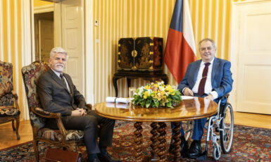 Schůzka v Lánech mezi končícím a nastupujícím prezidentem (Petr Pavel, se souhlasem)