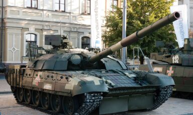 Tank T-72AMT ukrajinské armády. Ilustrační foto. (VoidWanderer, wikimedia, CC BY-SA 4.0)