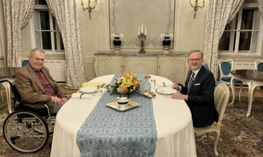 Miloš Zeman a Petr Fiala se sešli na zámku v Lánech (Úřad vlády , se souhlasem)