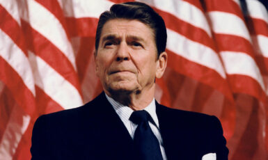 Ronald Reagan při projevu v Minnesotě, 1982. Foto: Wikimedia Commons ()