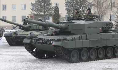 Leopard 2 v českých barvách (Ministerstvo obrany, Tomáš Novák, se souhlasem)