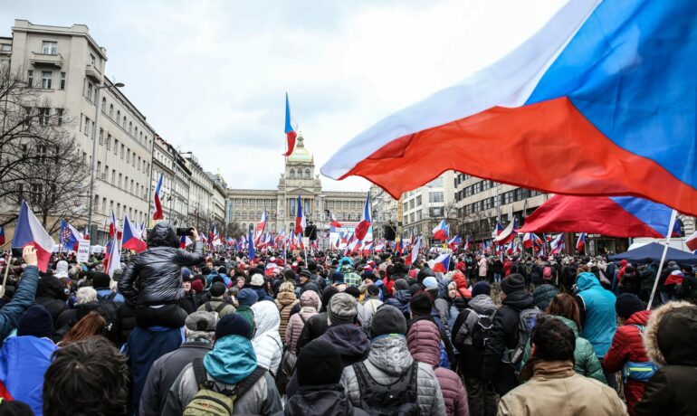 Proruská demonstrace na Václavském náměstí. (Pavel Hofman / FORUM 24)