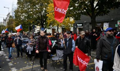 Demonstrace svolaná Českomoravskou konfederací odborových svazů (ČMKOS). (ČTK / Deml Ondřej)