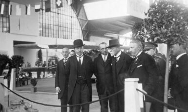 Prezident T. G. Masaryk na výstavě letecké techniky v Praze (1927) (Wikimedia Commons / Public Domain)