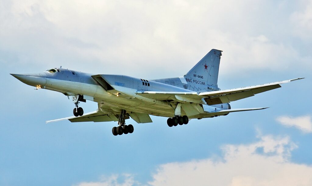 Nepříjemnosti pro Kreml. Sestřelen byl strategický bombardér Tu-22, který odpaloval řízené střely