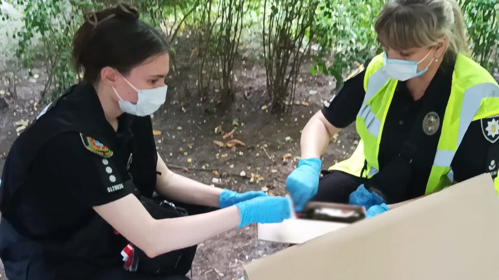Tělo sedmileté holčičky vrah ukryl do krabice. Podezřelého zadržela policie v Oděse
