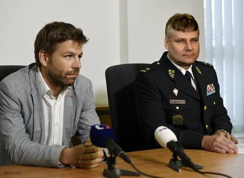 Robert Pelikán s "novým policejním prezidentem" Kajínkem