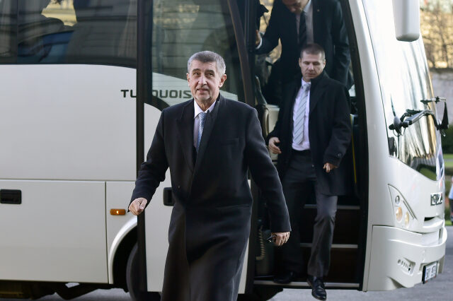 Premiér Andrej Babiš se svým autobusem