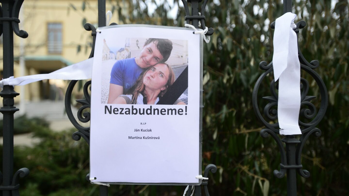 Lidé přišli uctít památku Jána Kuciaka a jeho snoubenky