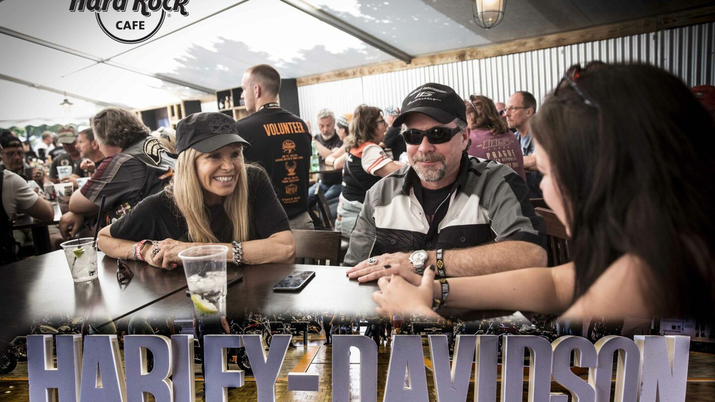 Karen a Bill Davidsonovi, pravnoučata jednoho ze zakladatelů značky Harley-Davidson