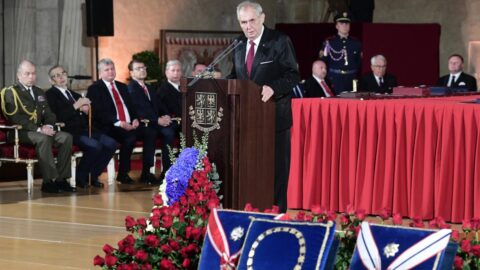 Miloš Zeman uděluje státní vyznamenání – ilustrační foto