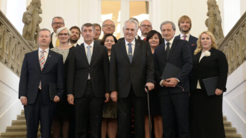 Prezident Miloš Zeman jmenoval 13. prosince 2017 v Praze vládu premiéra Andreje Babiše (ANO).