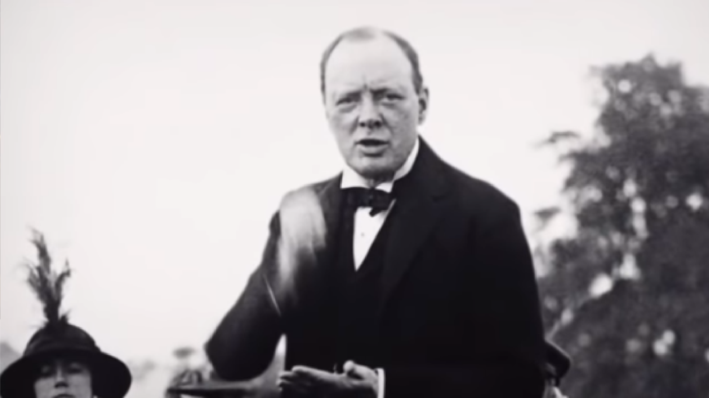 Kdyby byl Churchill opravdu premiérem za první světové války, vypadal by jinak, než si ho většinou pamatujeme historických knih.