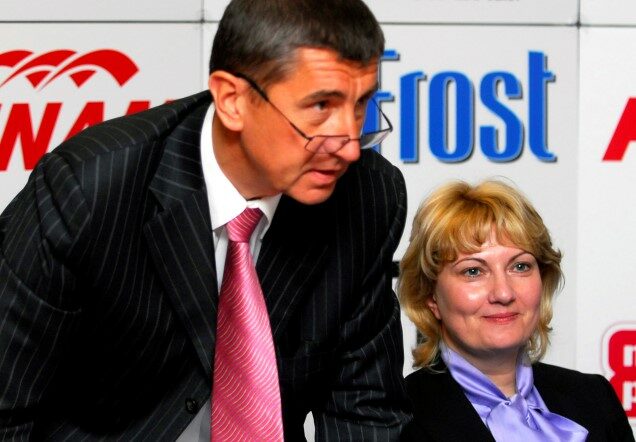 Generální ředitel skupiny Agrofert Andrej Babiš a ředitelka společnosti ProFrost Simona Sokolová  (2007)