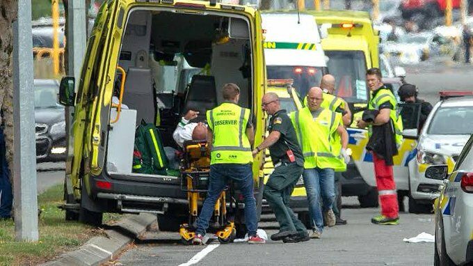 Při střelbě ve dvou mešitách ve městě Christchurch dnes zemřelo 40 lidí