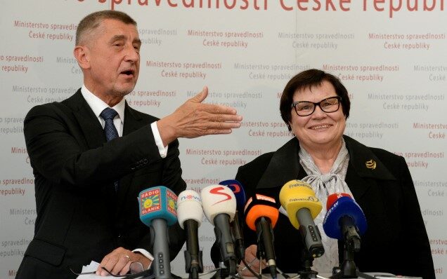 Předseda vlády Andrej Babiš a jeho ministryně spravedlnosti Marie Benešová