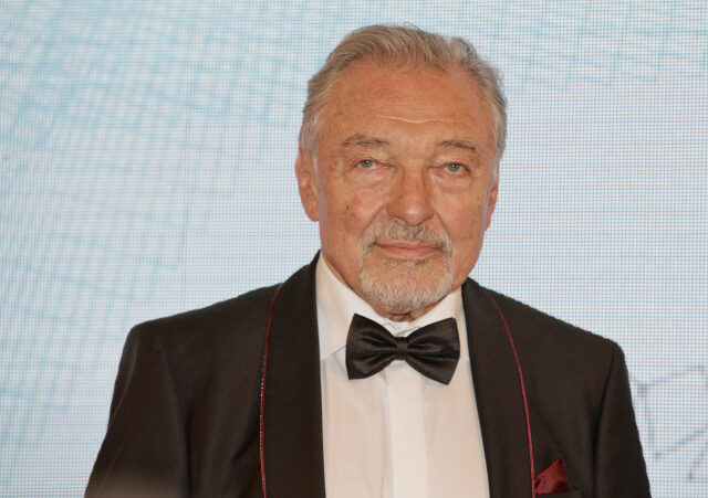 Zpěvák Karel Gott