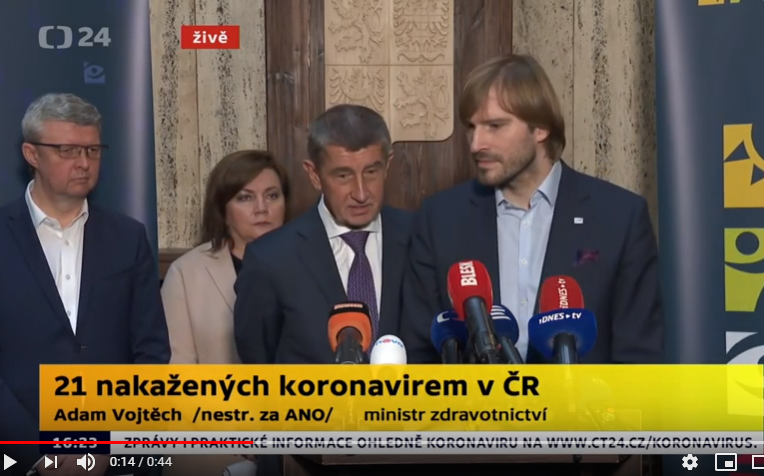 Ministr zdravotnictví Adam Vojtěch a premiér Andrej Babiš