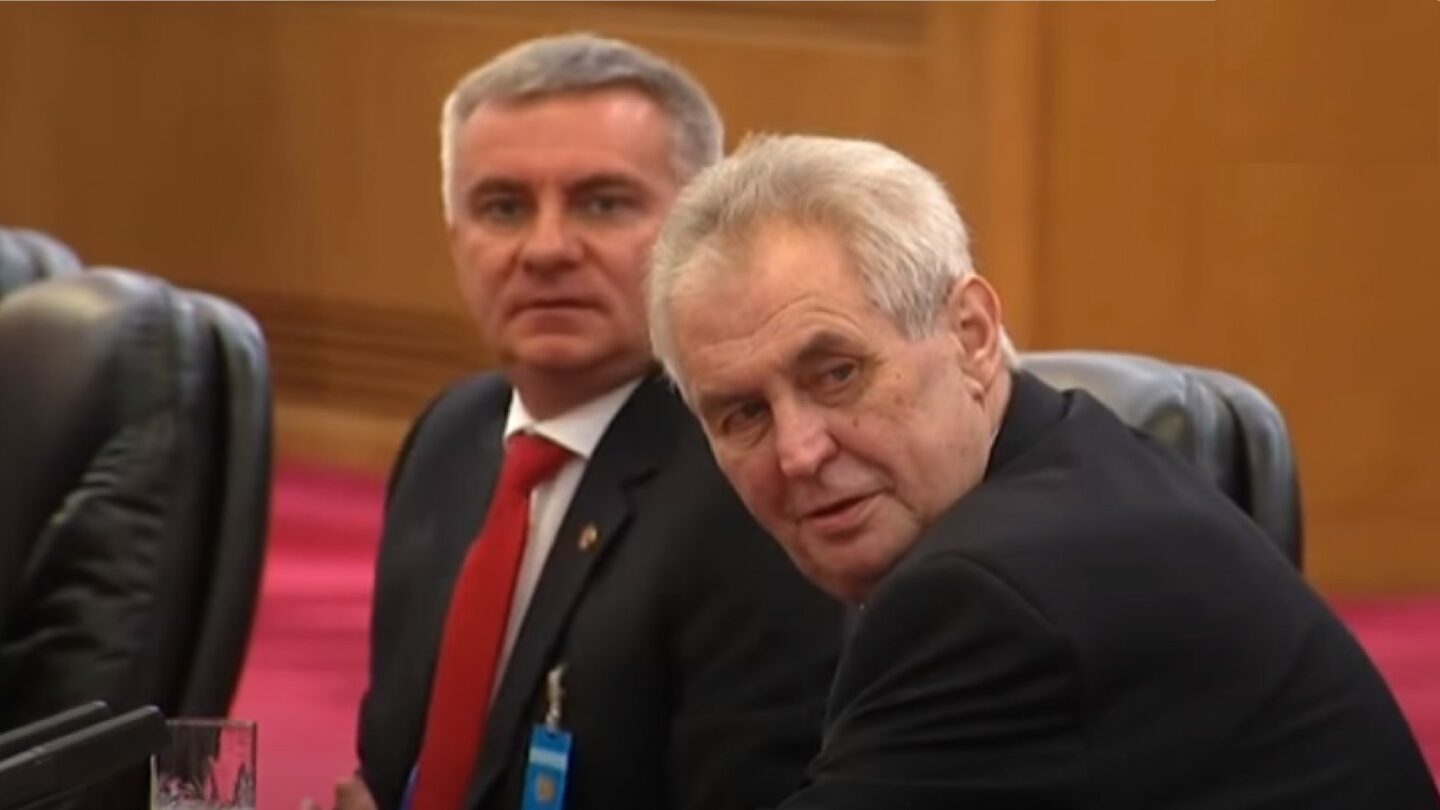 Miloš Zeman a Vratislav Mynář v Číně v roce 2017