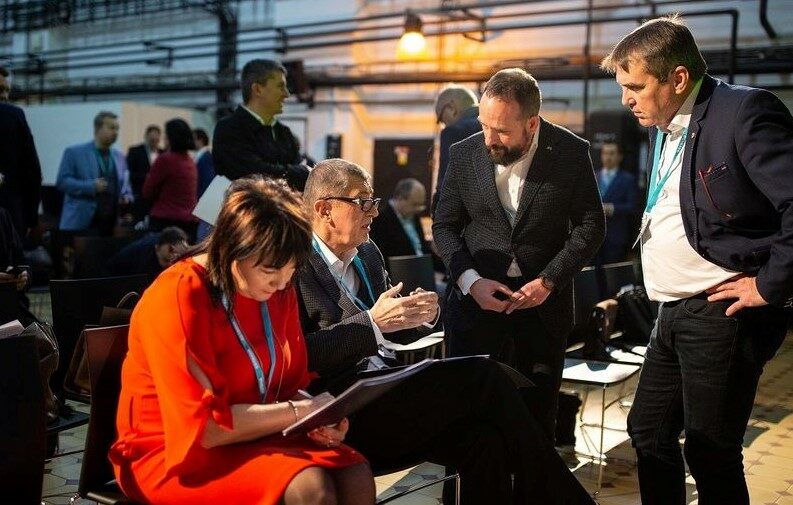 Andrej Babiš, Alena Schillerová, Tomáš Macura a Petr Vokřál na sněmu ANO