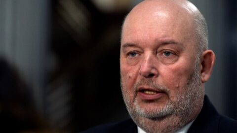 Po většinu kontrolovaného období stál v čele ministerstva zemědělství Miroslav Toman.