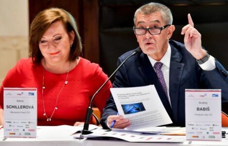 Alena Schillerová a Andrej Babiš (oba ANO)