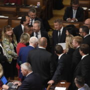 Premiér Andrej Babiš mezi poslanci hnutí ANO