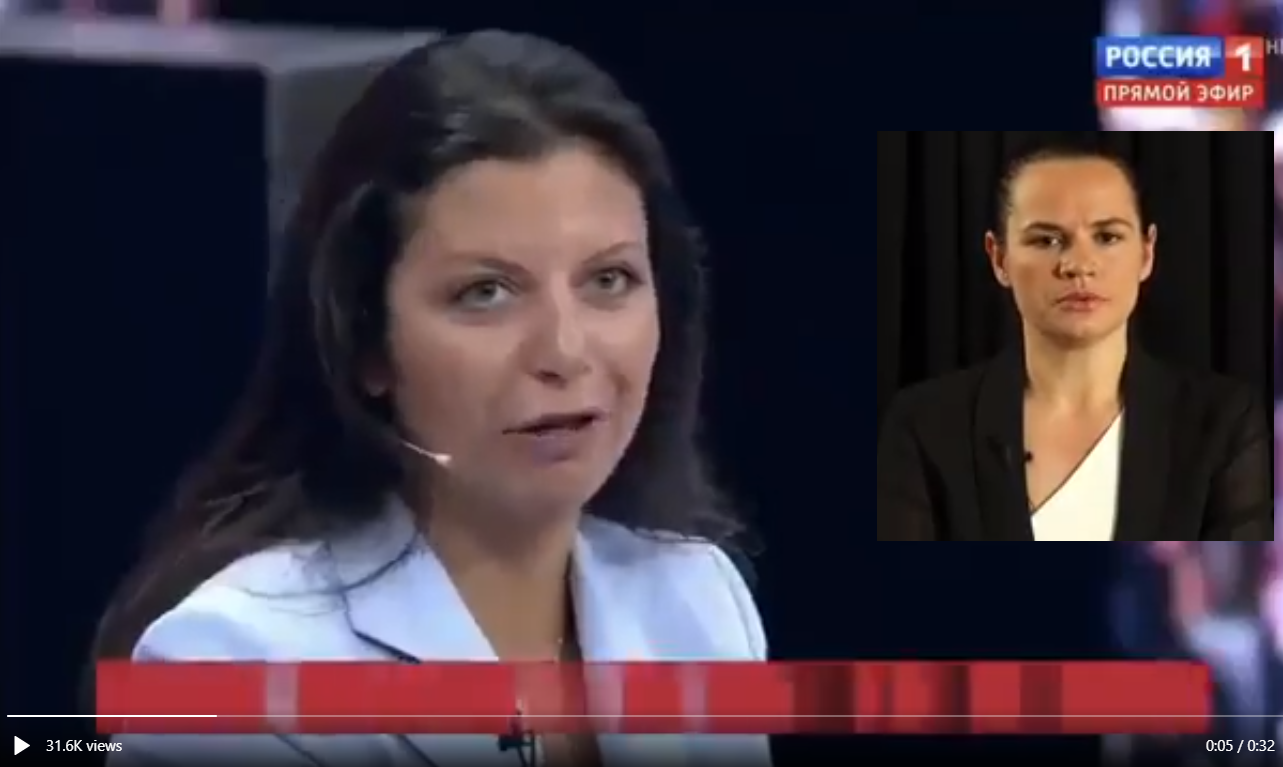 Šéfka propagandistické sítě kanálů RT Margarita Simonyan, ve výřezu běloruská opozičnice Svjatlana Cichanouská