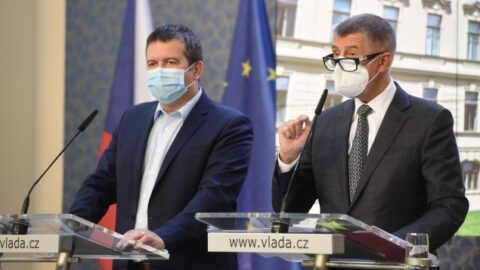 Ministr vnitra Jan Hamáček (ČSSD) a premiér Andrej Babiš  (ANO)