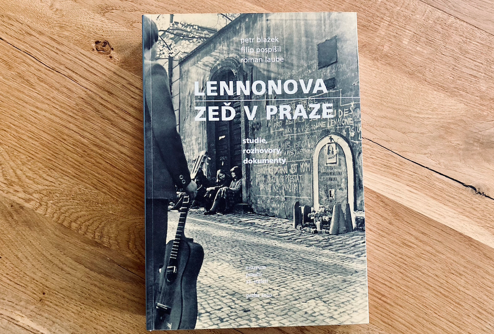 Lennonova zeď