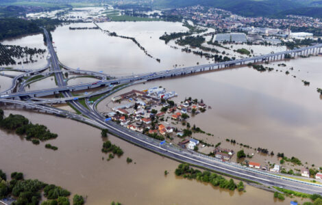 Soutok Vltavy a Berounky v pražských Lahovicích během povodně roku 2013