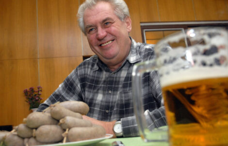Miloš Zeman měl ve svých lepších časech pivo rád.