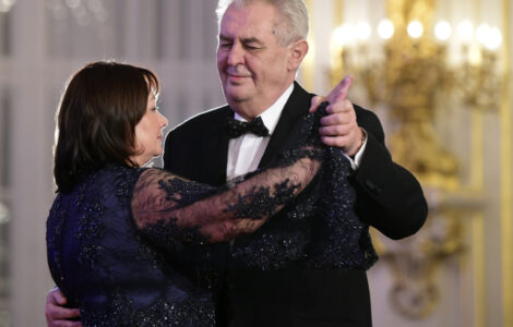 Prezident Miloš Zeman s manželkou Ivanou.